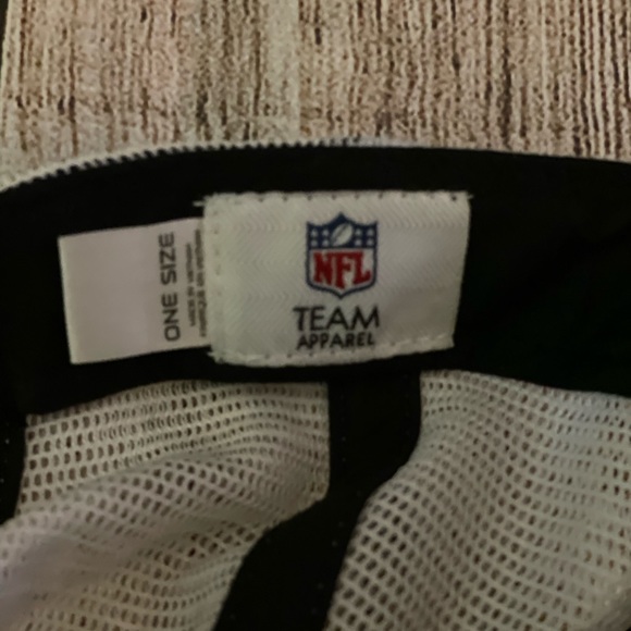 Arizona Cardinals - Black and White Truckers Hat - Picture 7 of 7